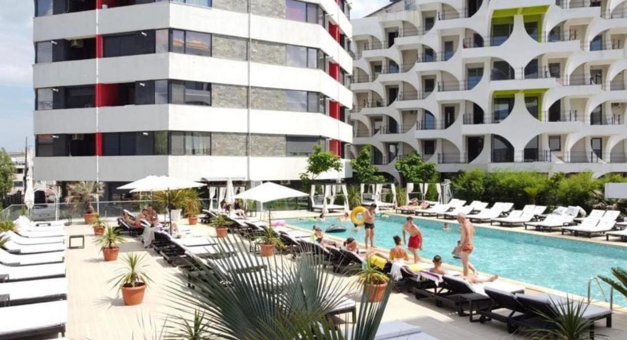 Grazzia Deluxe Apartments Navodari Exterior photo