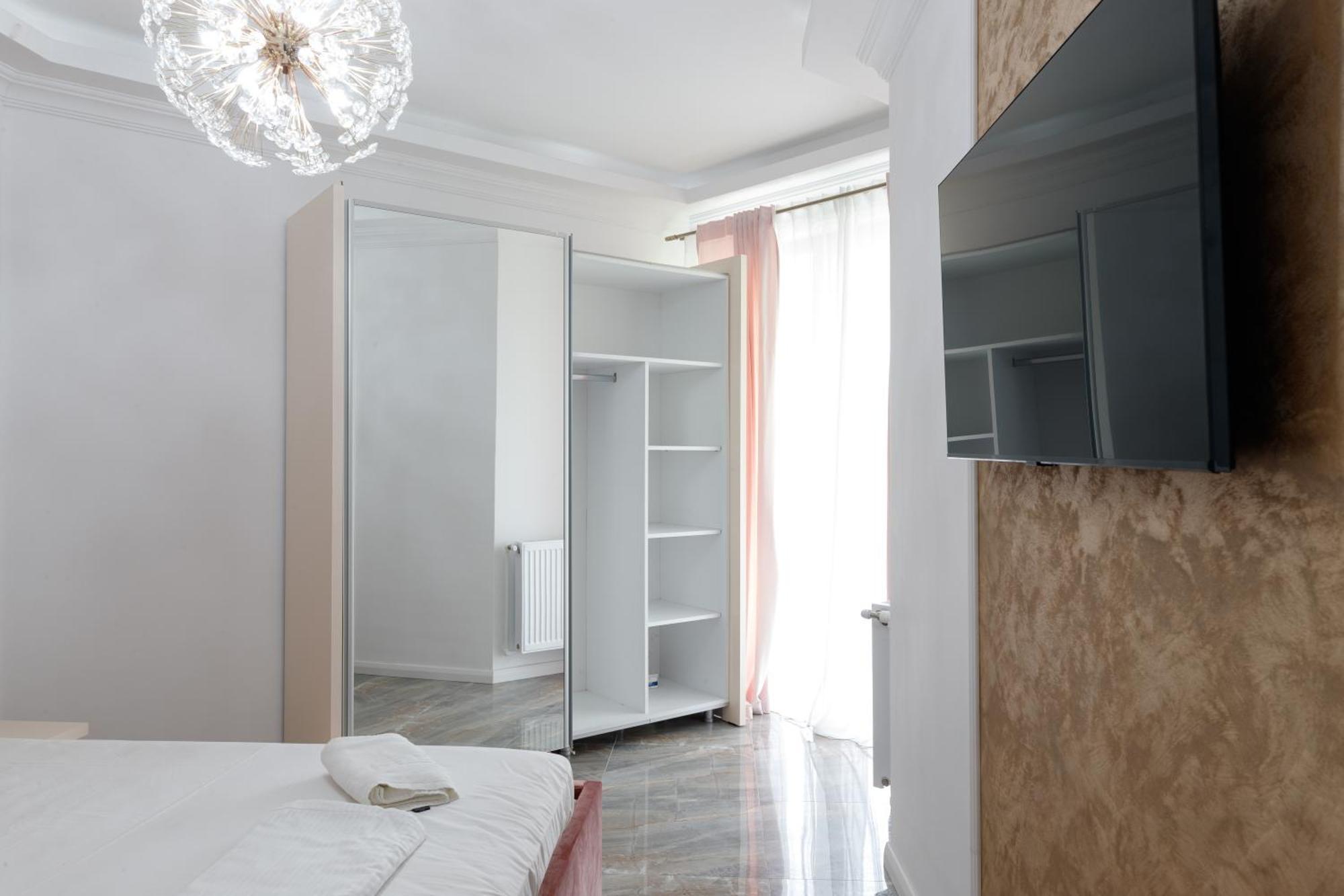 Grazzia Deluxe Apartments Navodari Exterior photo